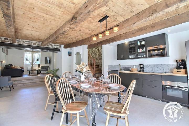 Gîte pour 8 personnes, avec terrasse