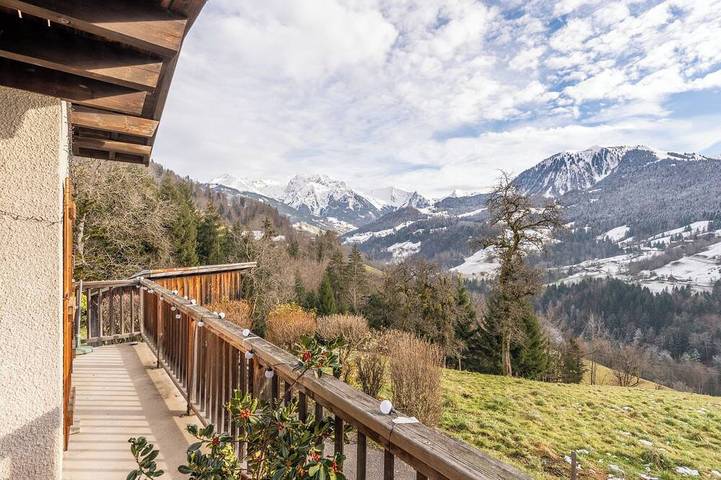 Chalet pour 5 personnes, avec balcon et jardin