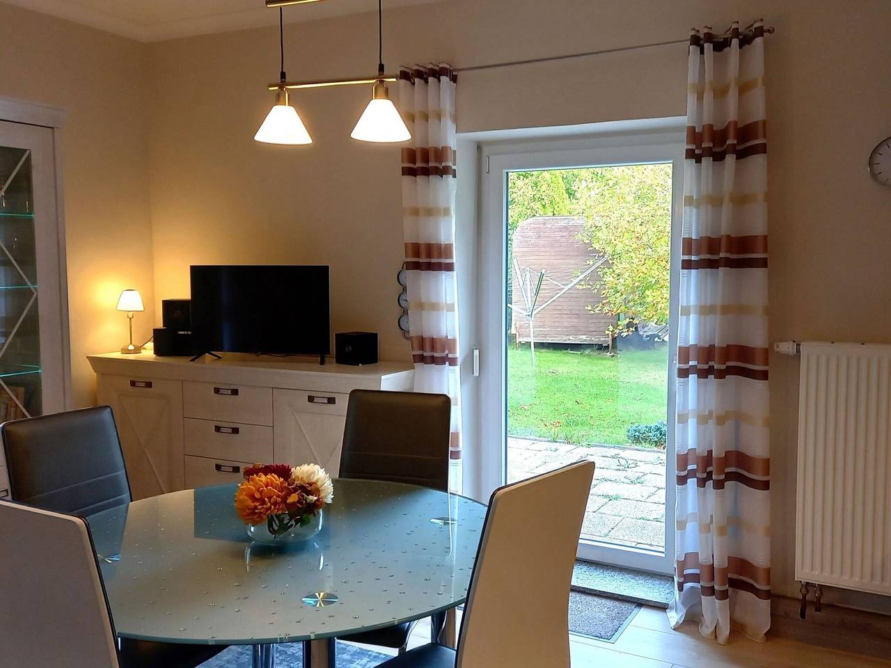 Ganze Wohnung, Elegant apartment with garden in Gingst in Gingst, Rügen