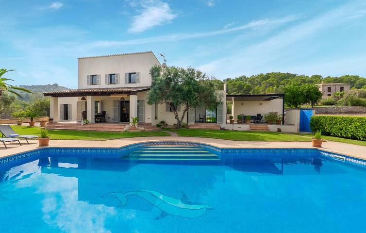 Ferienhaus für 8 Personen, mit Terrasse und Pool - 1