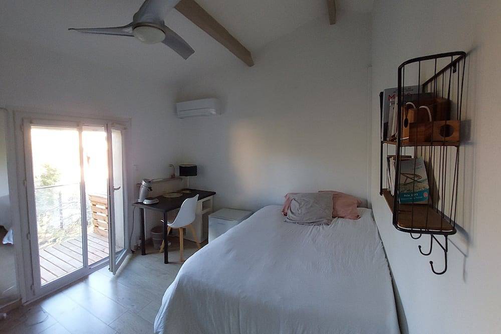 \"La Villa Grimaude\": a favorite villa! swimming pool, terrace, summer kitchen,... in Jacou, Montpellier region