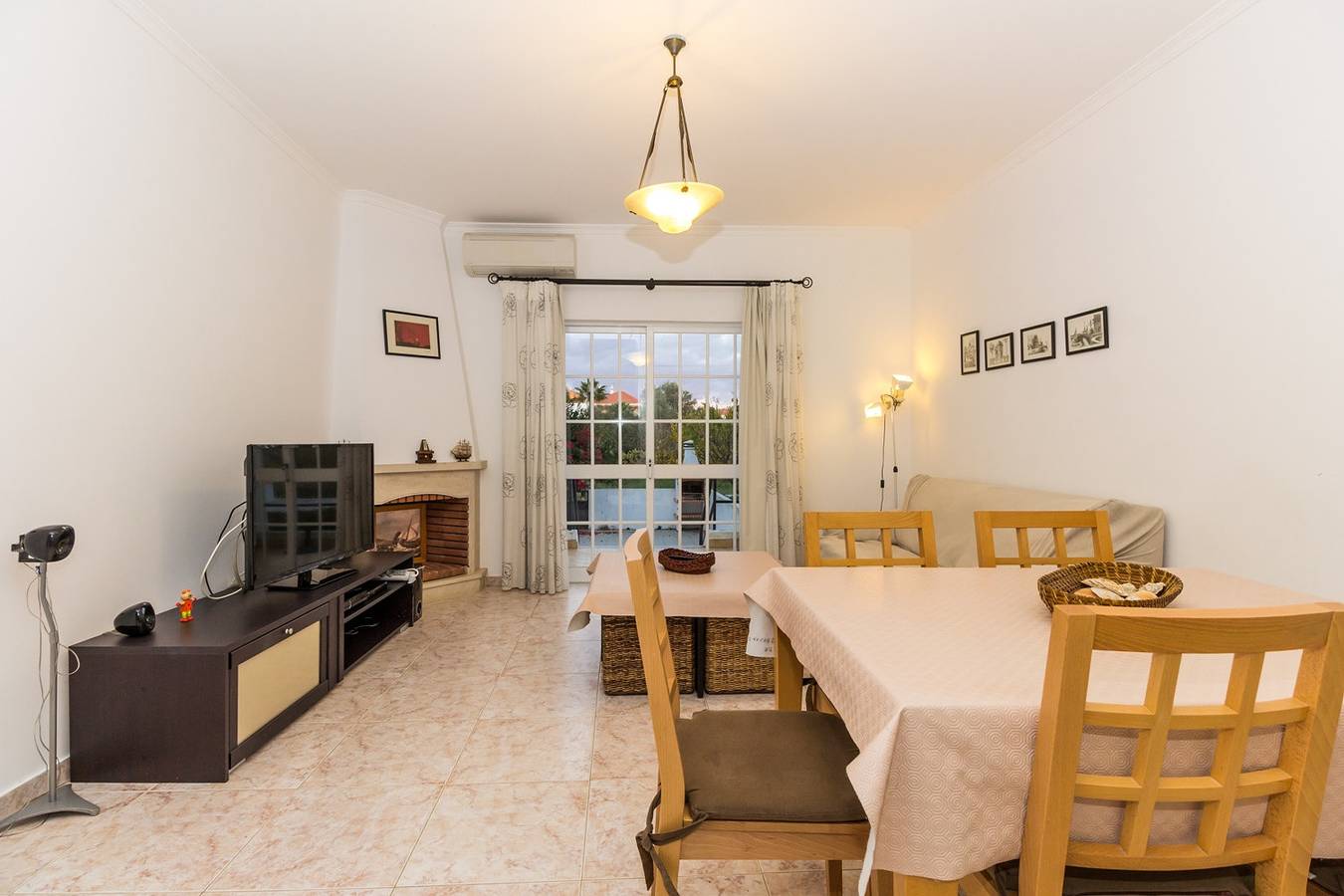 3 Schlafzimmer Villa mit Terrasse in Praia da Manta Rota by Algarvemanta (2V3) in Manta Rota, Parque Natural da Ria Formosa