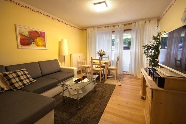 Ferienwohnung für 3 Personen, mit Ausblick und Sauna sowie Garten in Seefeld in Tirol - 4