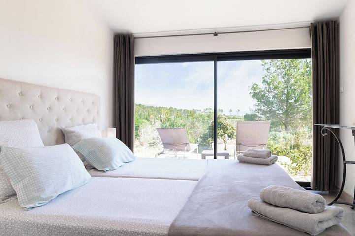 Location de vacances pour 6 personnes, avec jardin ainsi que piscine et terrasse à Pouzols-Minervois - 3