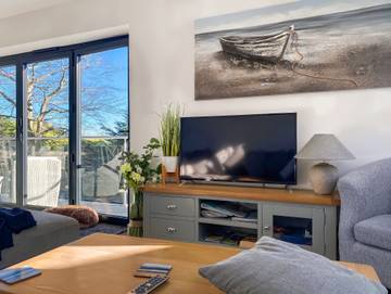 Holiday Home for 7 People in Ventnor, Isle of Wight, Photo 3