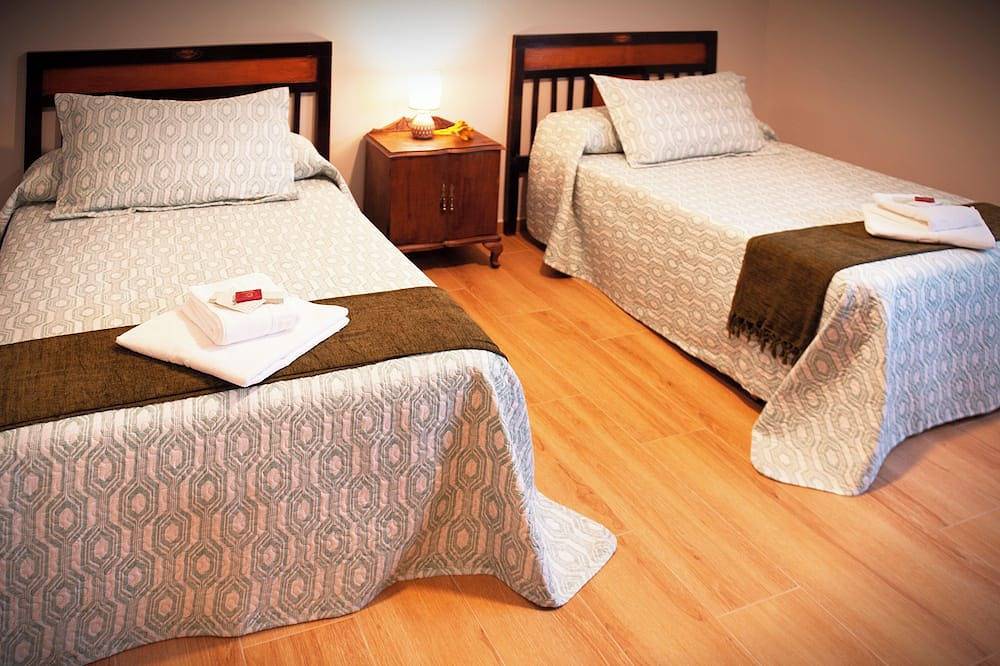 Casa Rural Micaela in Navas de Oro, Provincia de Segovia