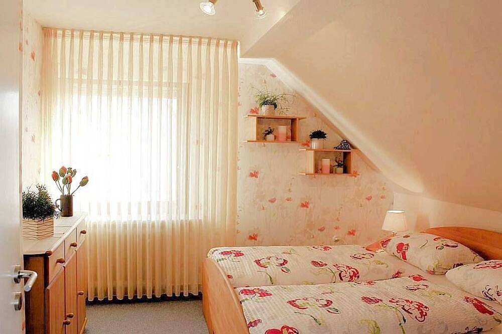 Ganze Wohnung, 3-Raum Ferienwohnung (bis 4 Personen auf Anfrage) - Gästezimmer Wagner in Hann. Münden, Werratal