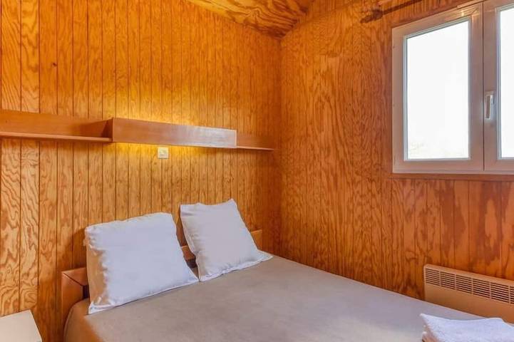 Gîte pour 5 personnes, avec balcon à Saint-Jacques-d'Ambur - 2