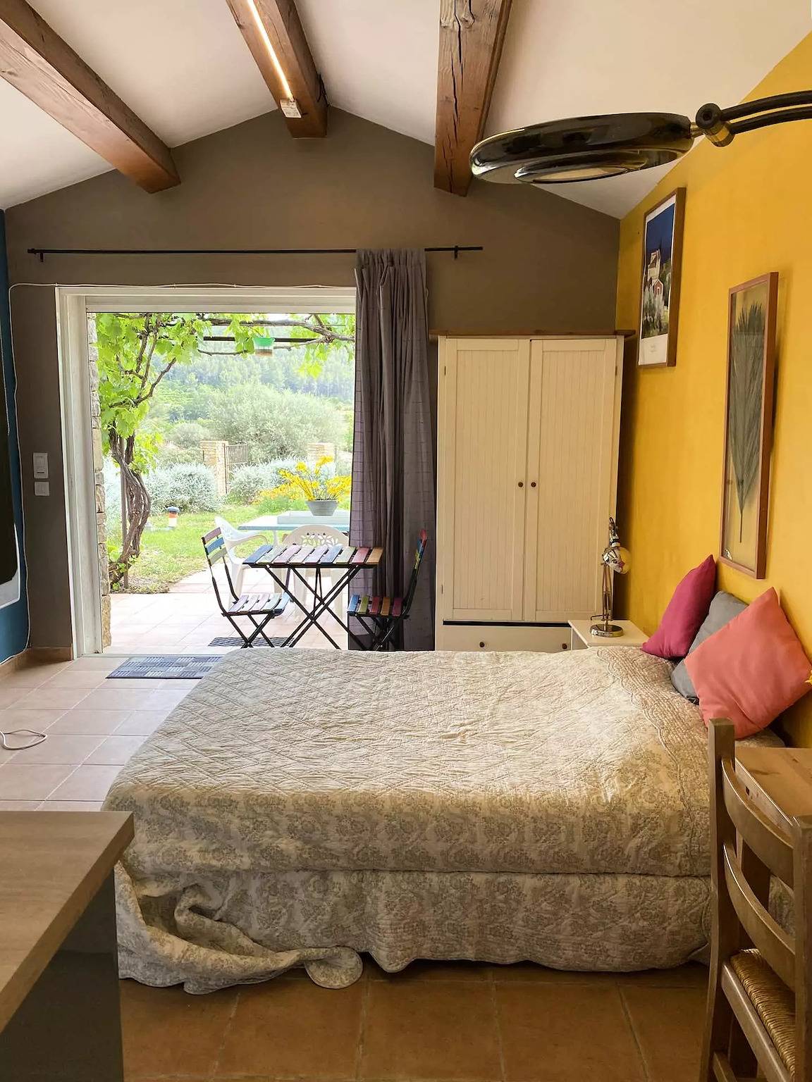 Jardín terreno en tranquila propiedad privada in Sanary-sur-Mer, Region de Toulon