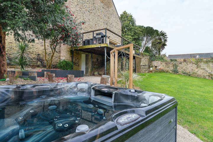 Maison de vacances pour 15 personnes, avec jardin et jacuzzi, animaux acceptés en Loire-Atlantique