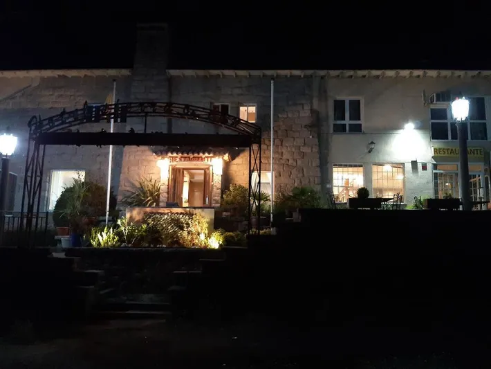 Hotel para 2 personas, con terraza y jardín - 1