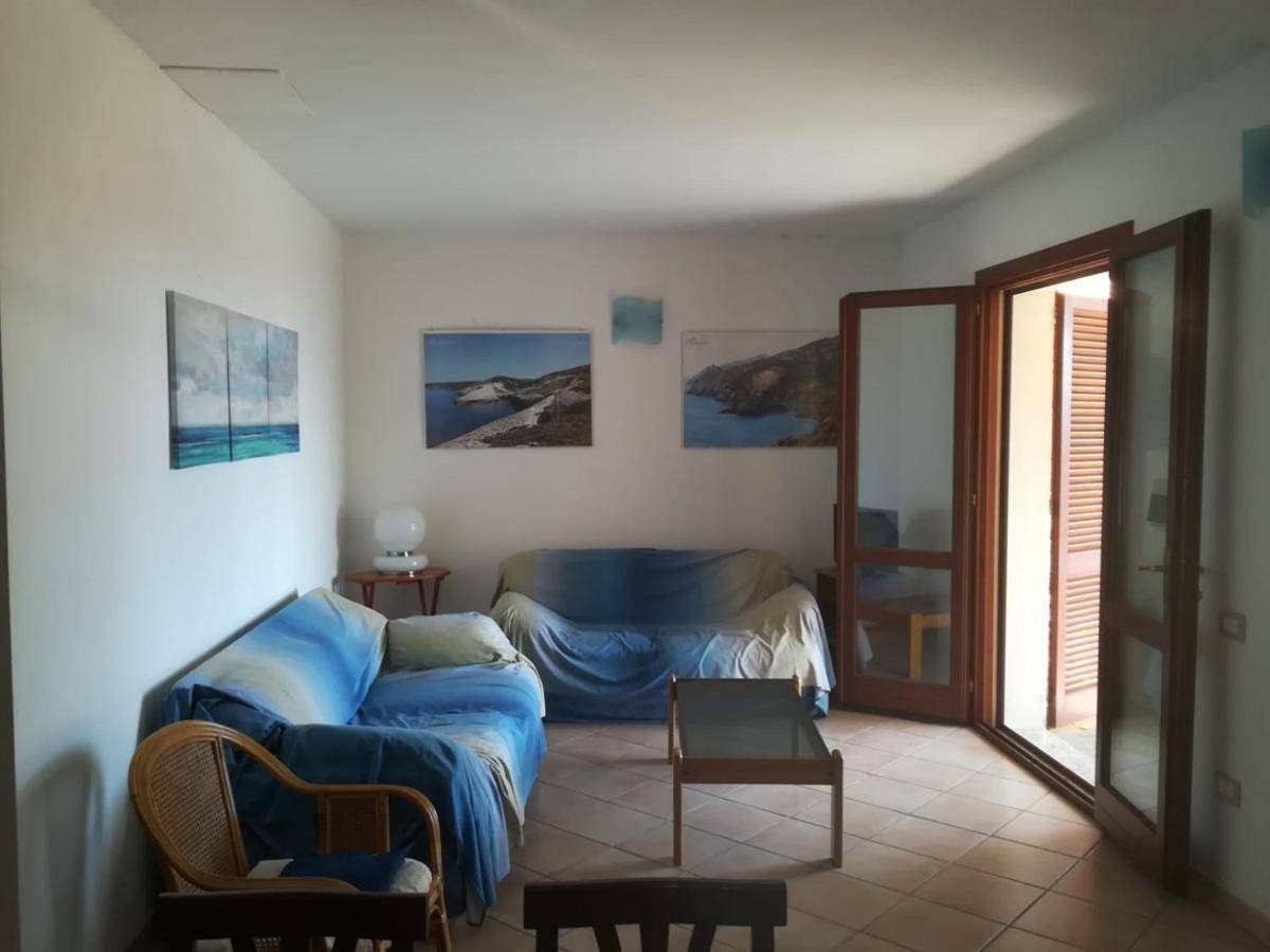 Appartement entier, Three-Bedroom Apartment with Ocean View in Funtana Meiga, Cabras