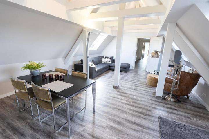 Hôtel pour 3 personnes, avec jardin ainsi que vue et terrasse à Warstein - 4