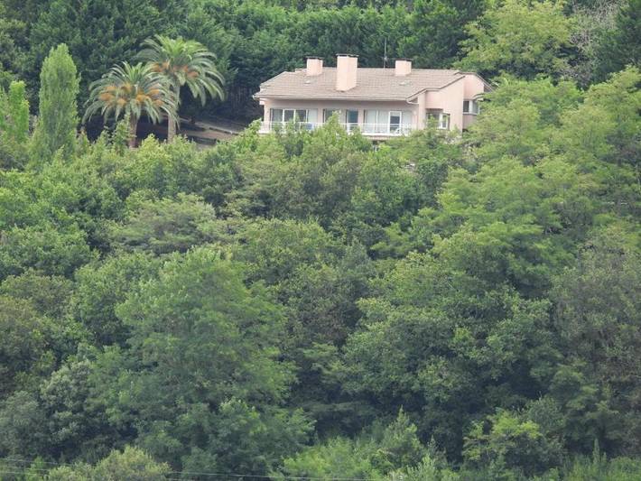 Chalet para 8 personas, con Balcón y Terraza además de Jardín y Piscina en Vizcaya