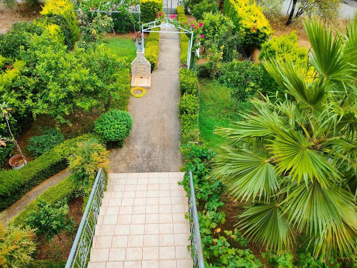 Ganze Wohnung, House with Wonderful View in Λευκαντί, Chalkida