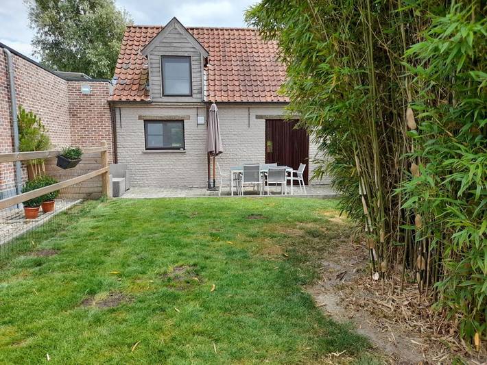 Location de vacances pour 4 personnes, avec Terrasse ainsi que Jardin et Vue à Oosterzele
