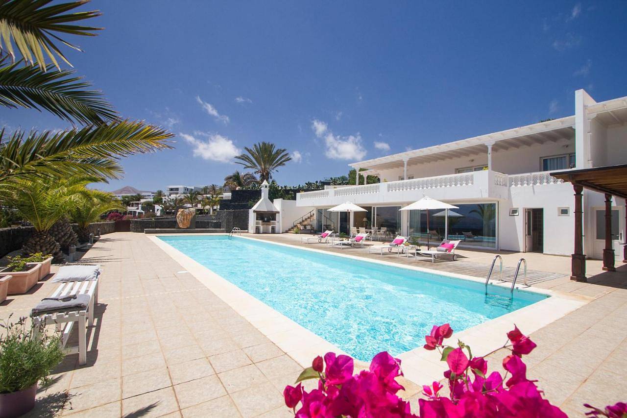 Villa in Puerto Calero, Yaiza