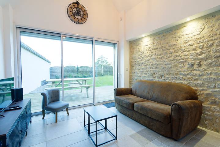 Location de vacances pour 4 personnes, avec jardin et terrasse à Houesville