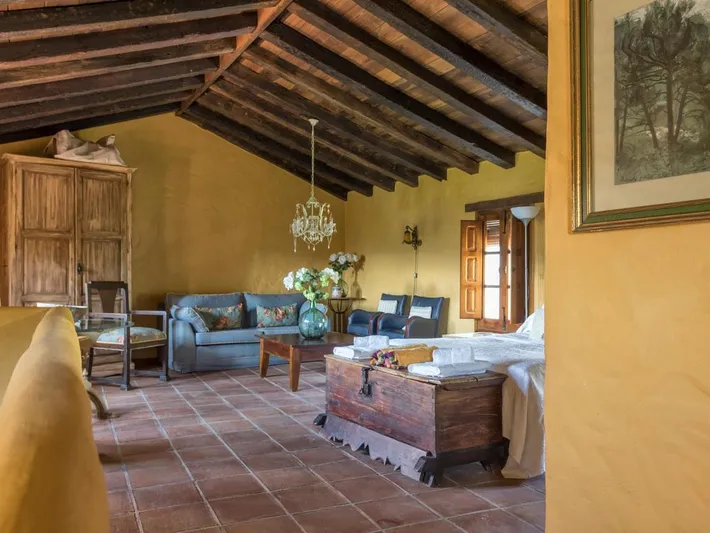 Casa rural para 10 personas, con vistas además de jardín y piscina, Se admiten mascotas - 1
