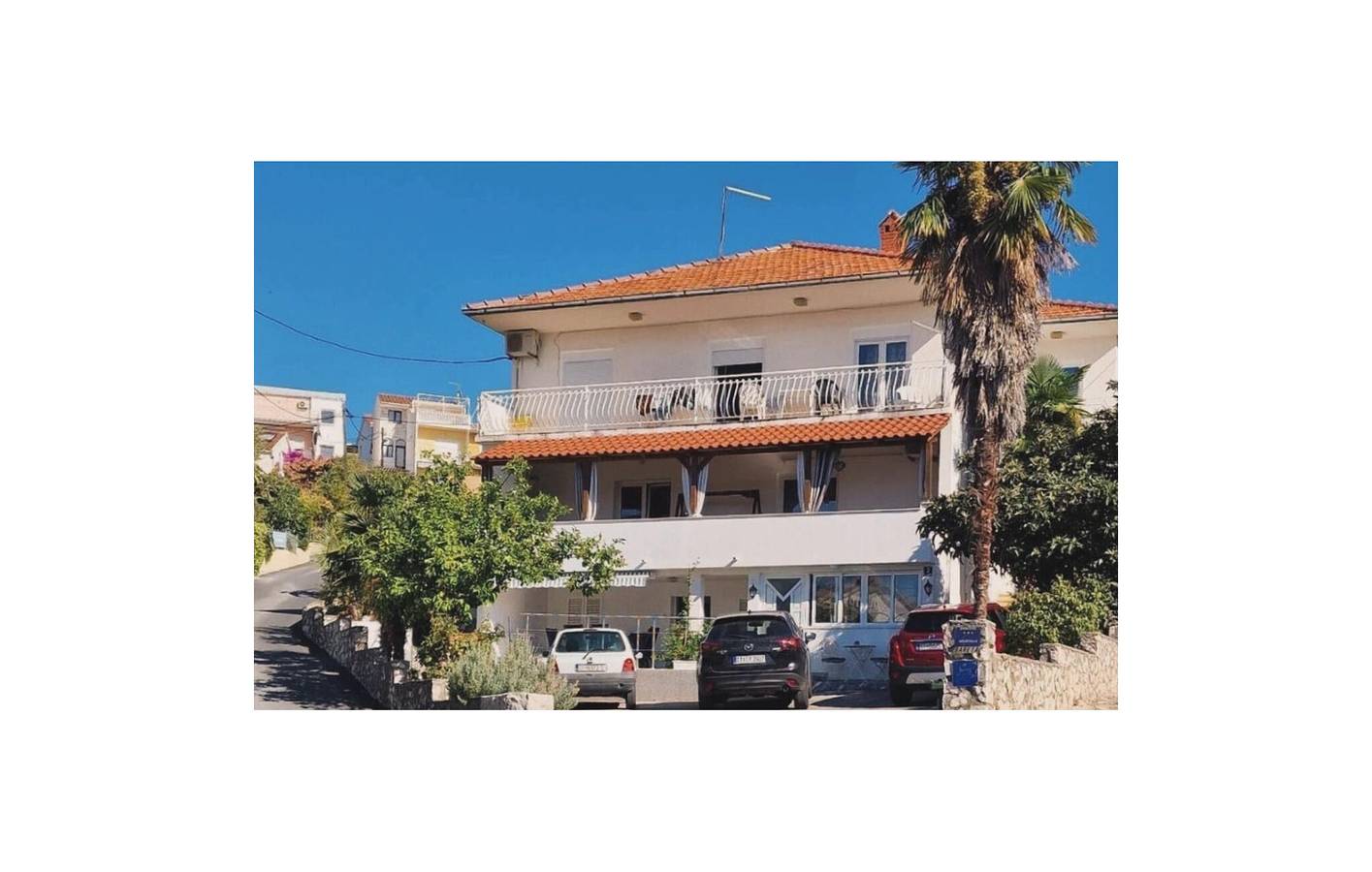 Appartement de vacances entier, Appartement avec vue panoramique, Wi-Fi, climatisation, cuisine et parking près de la plage in Okrug Gornji, Čiovo