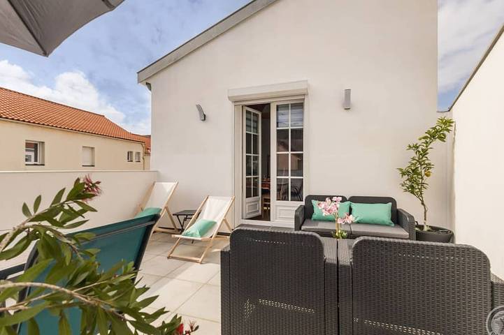 Gîte pour 4 personnes, avec terrasse dans Office De Tourisme De La Plaine Sur Mer