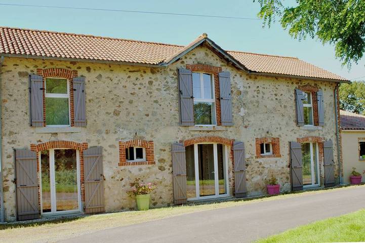 Gîte pour 6 personnes, avec Jacuzzi et Jardin à La Boissière-des-Landes