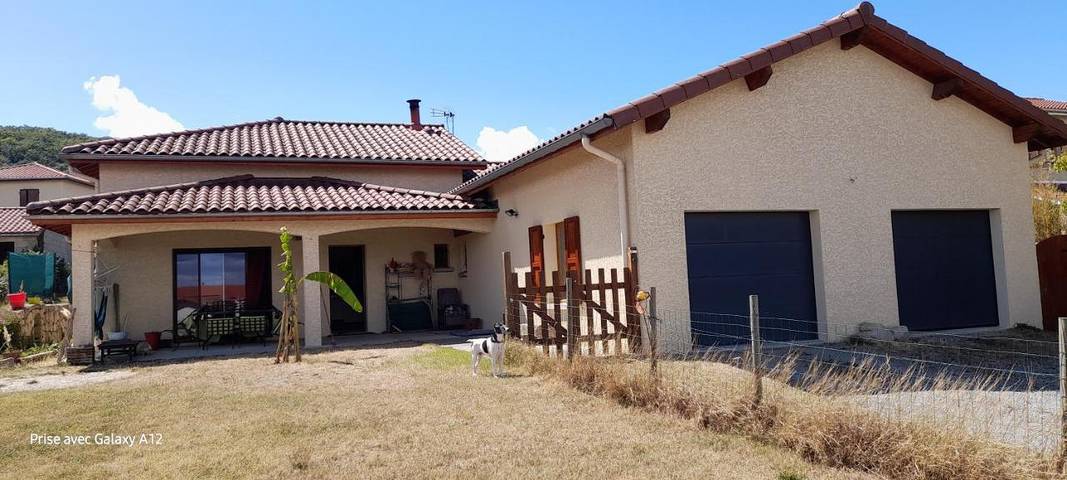 Appartement de vacances pour 2 personnes, avec jardin ainsi que jacuzzi et terrasse