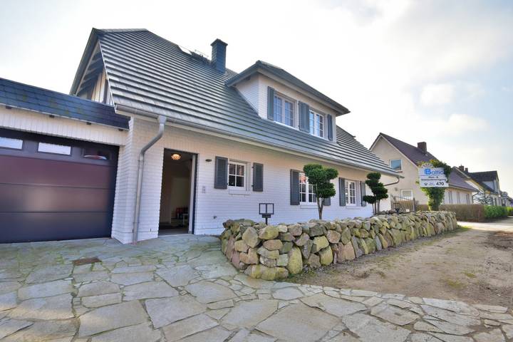 Ferienwohnung für 7 Personen, mit Garten am Schweriner See