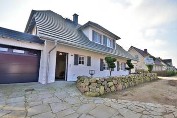 Ferienwohnung für 7 Personen, mit Garten am Schweriner See