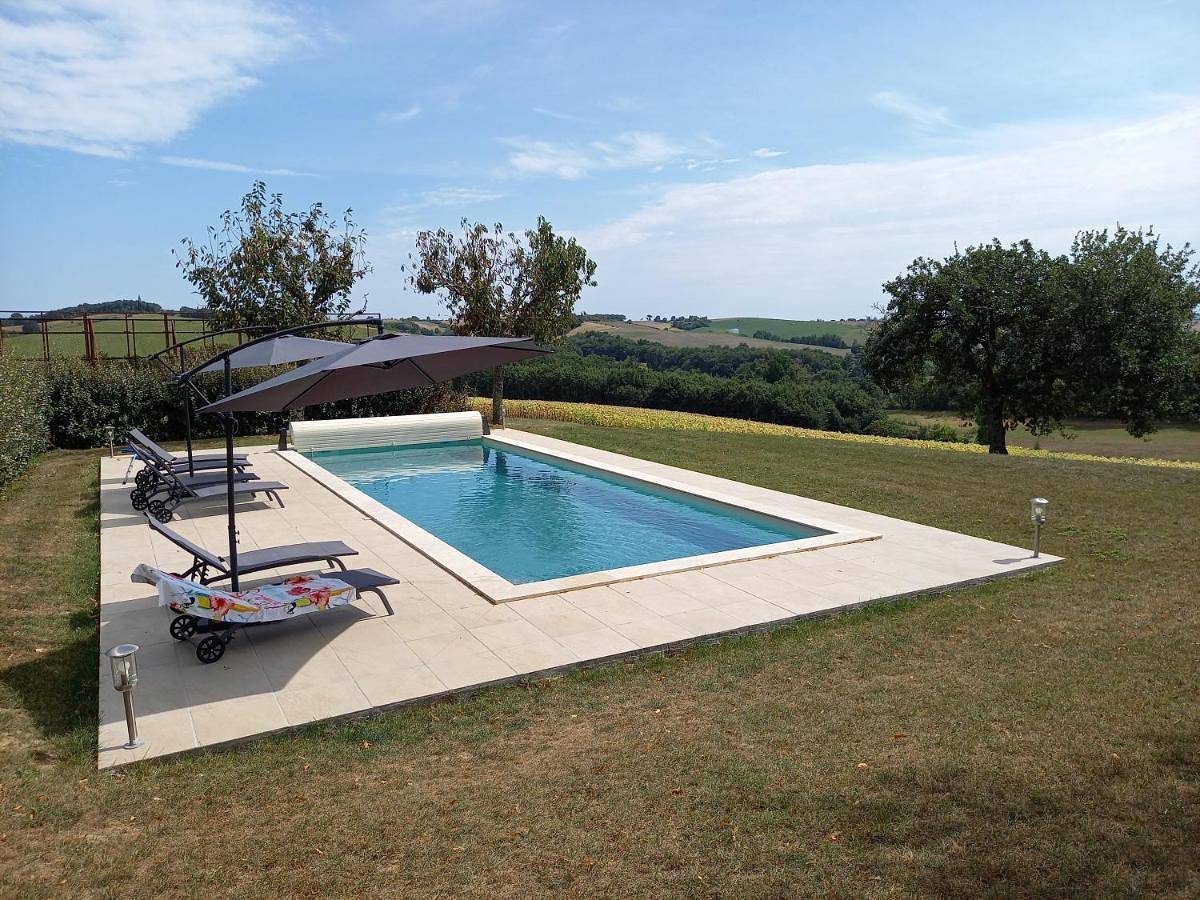 Double Room with Private Bathroom in Grazac (Tarn), Région d'Albi