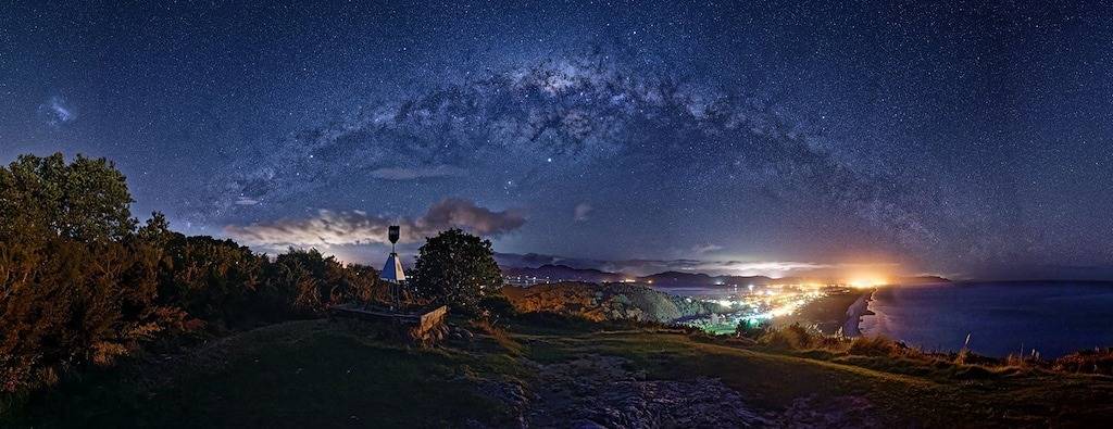 In der Nähe des Strandes, des Hafens und des Bootsclubs in Western Bay of Plenty District