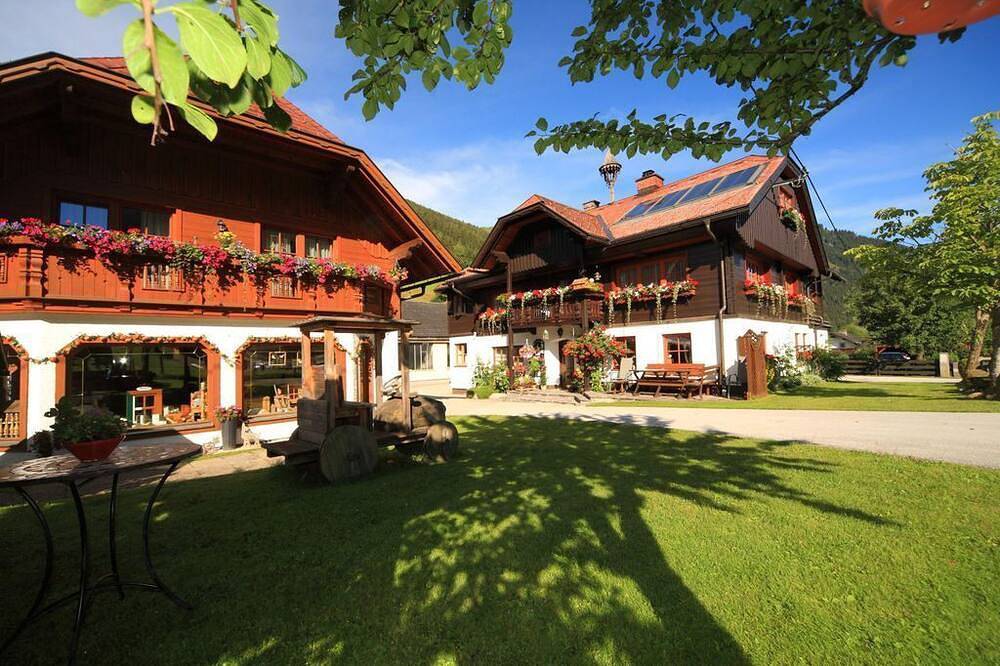Appartement 1 - 1 Schlafraum/Dusche, Wc, Wohnraum - Pension Gamsjäger - Urlaub in Rottenmanner und Wölzer Tauern, St. Nikolai im Sölktal