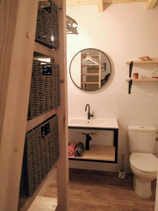 Gîte pour 8 personnes, avec Terrasse et Jardin ainsi que Piscine et Vue à Abarán - 3