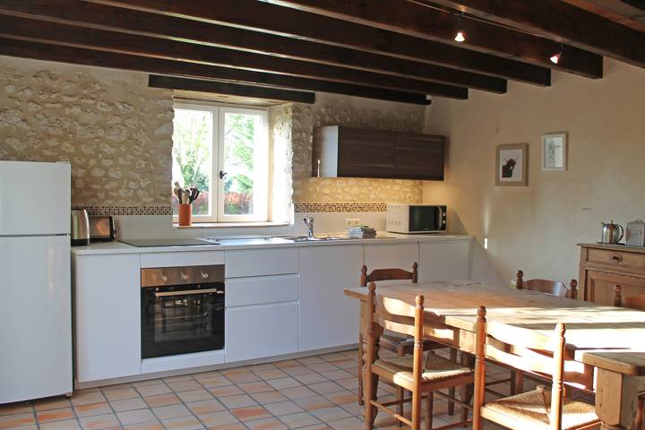 Gîte pour 4 personnes, avec Piscine à Pillac - 2