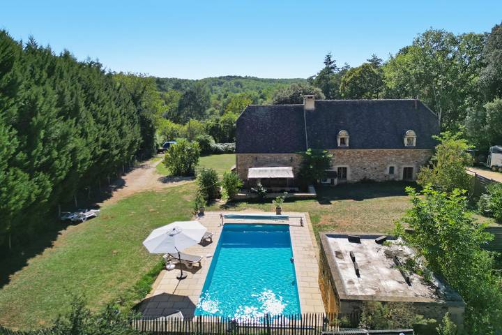 Casa vacacional 'Villa Le Pech Madame' con terraza privada, Wi-Fi y aire acondicionado in Les Eyzies, Périgord Noir