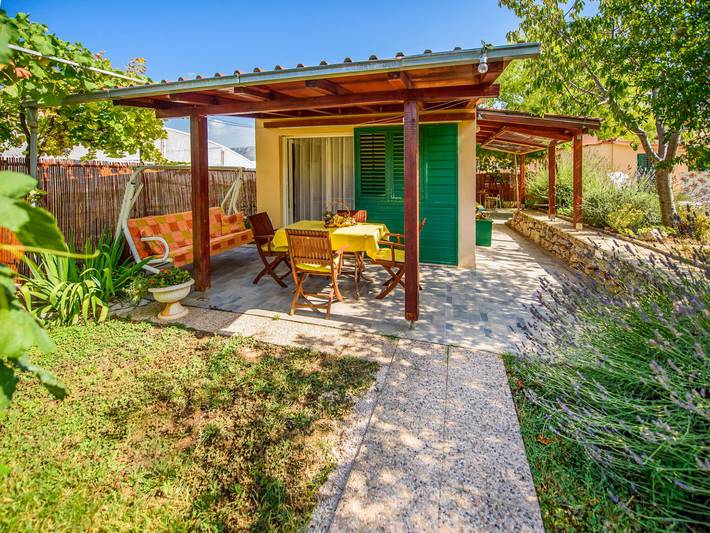 Ferienhaus für 4 Personen, mit Garten und Terrasse in Split - 2