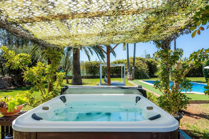 Casa de Campo 'Ca Na Bisquerra' com Vista para a Montanha, Wi-Fi e Ar Condicionado in Santa Margalida, Majorca (Norte)
