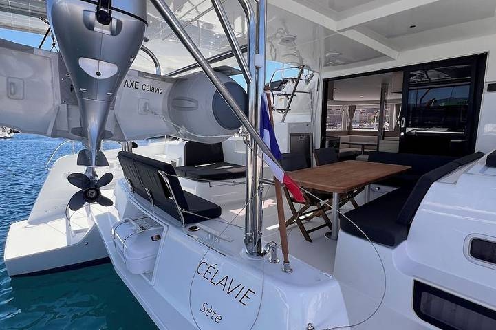 Péniche pour 8 personnes en Corse