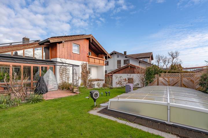 Ganze Ferienwohnung, Ferienwohnungen Christoph in der Edelweißstraße - Ferienwohnung Edelweiß, für 3 Personen, 40 qm, Terrasse in Pfaffing, Landkreis Rosenheim