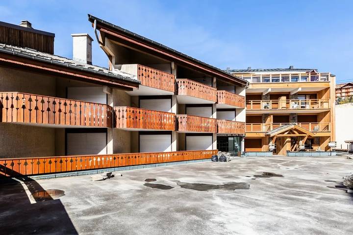 Gîte pour 4 personnes, avec Terrasse et Vue dans Office de Tourisme de l'Alpe d'Huez - 3