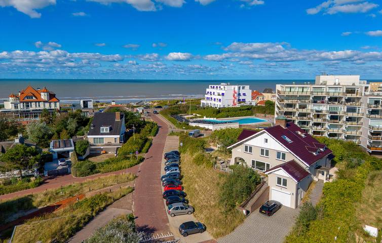Ferienhaus für 14 Personen, mit Terrasse und Garten in Noordwijk - 4
