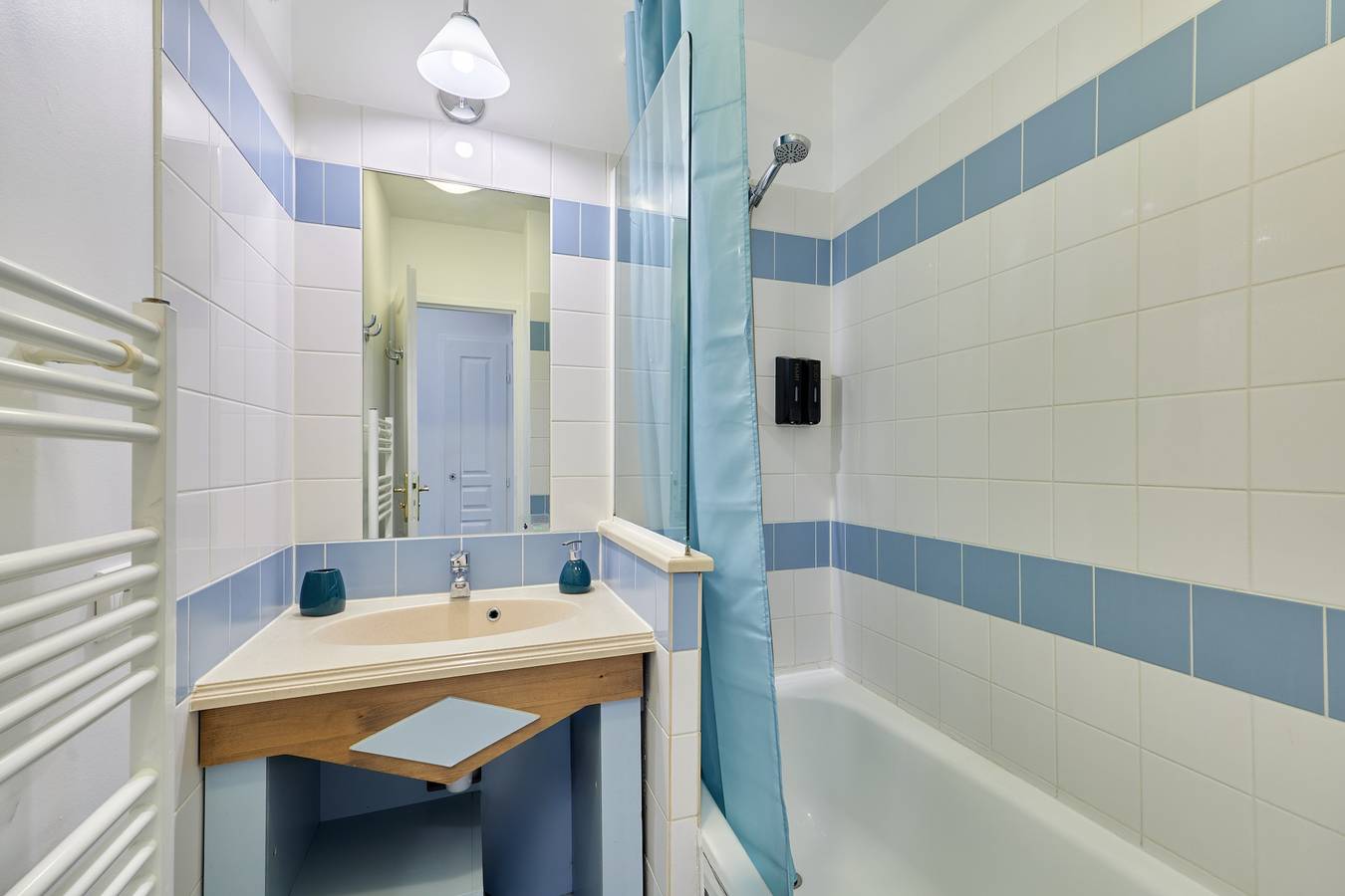 Ganze Wohnung, Ferienwohnung für 4 Personen mit Terrasse in Deauville, Lisieux und Umgebung