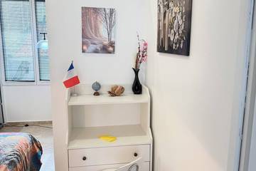 Appartement De Vacances pour 3 Personnes dans Rueil-Malmaison, Hauts-de-Seine, Photo 4