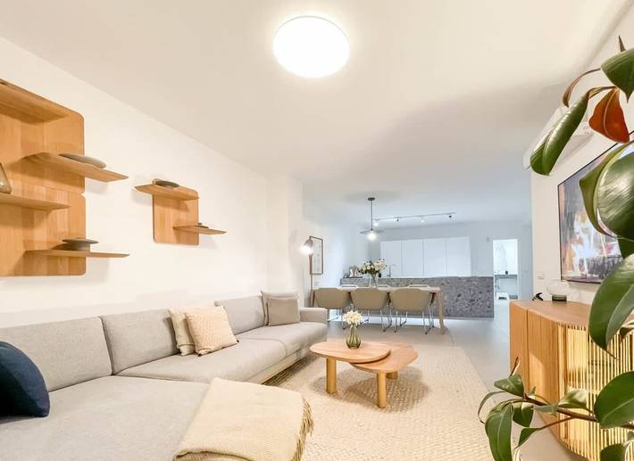 Apartamento de vacaciones para 7 personas, con jardín y piscina en Marbella
