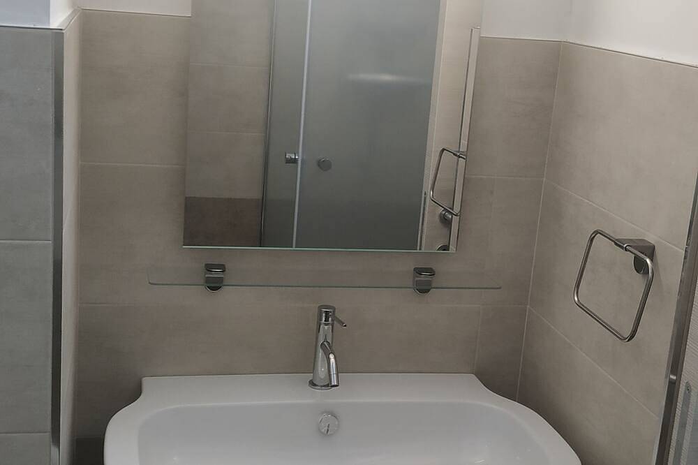 \"Serenity\" room - second floor attic in Palo del Colle, Bari Provinz
