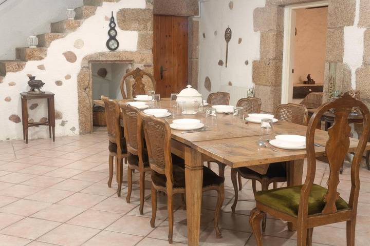 Casa rural para 16 personas, con Terraza y Jardín además de Piscina y Vistas en Viloví de Oñar - 3