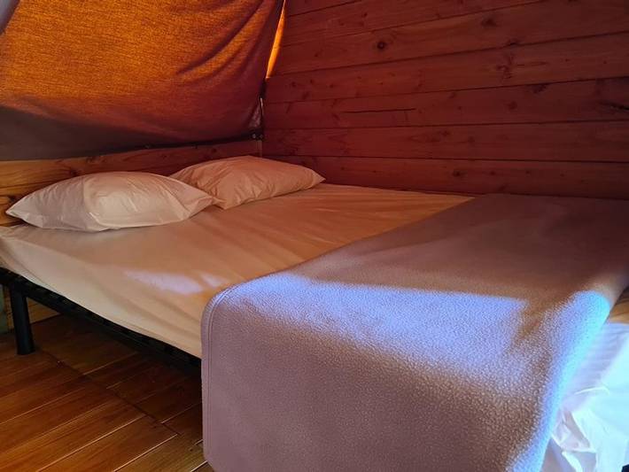 Camping pour 2 personnes, avec balcon/terrasse, adapté aux familles dans la Sarthe - 4