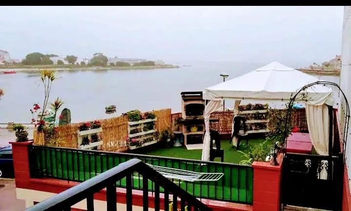 Apartamento de vacaciones para 18 personas, con vistas y terraza, Se admiten mascotas - 1