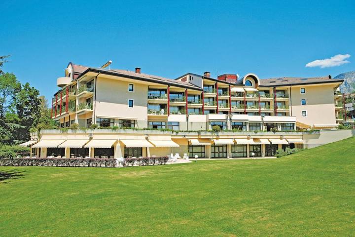 Hôtel pour 2 personnes, avec piscine ainsi que sauna et jardin, animaux acceptés