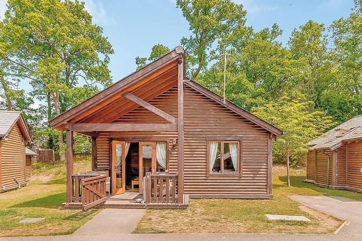 Glamping for 4 people in Surrey